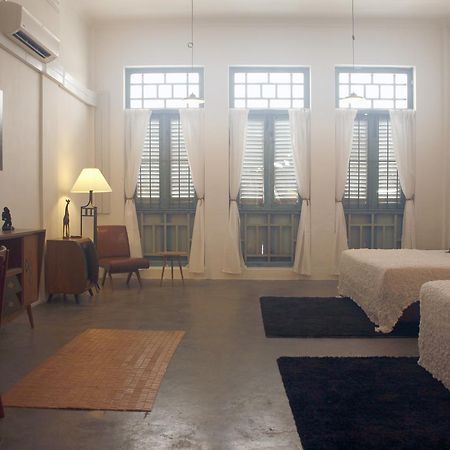 Апартаменты The Loft @ 13 Hibiscus Малакка Экстерьер фото