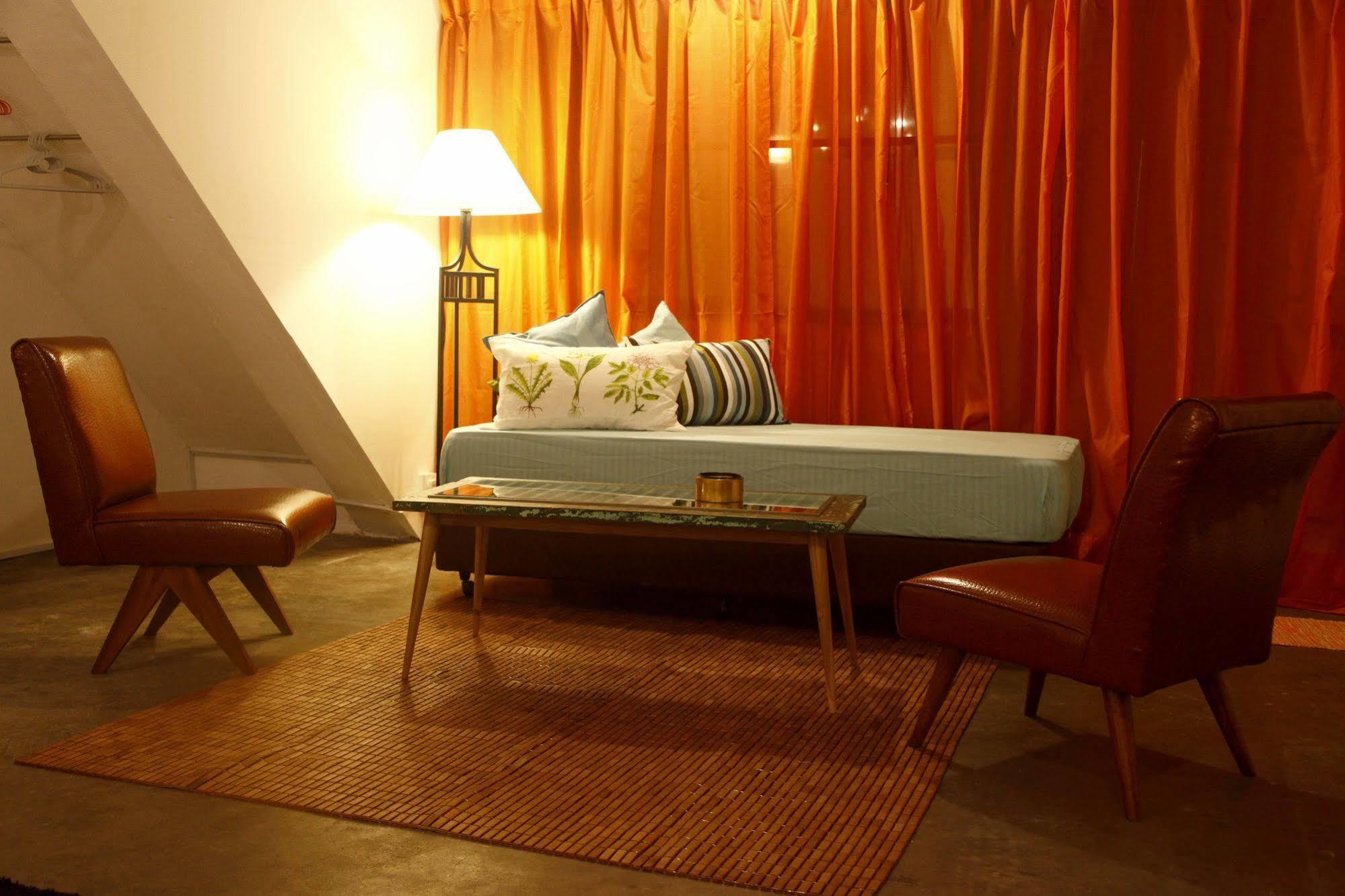 Апартаменты The Loft @ 13 Hibiscus Малакка Экстерьер фото